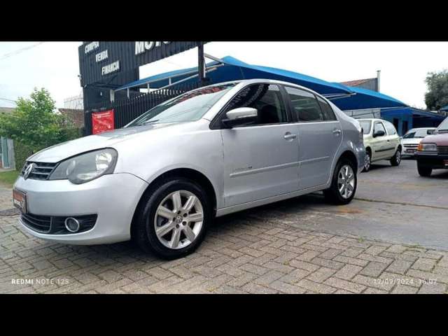 VOLKSWAGEN POLO SEDAN 2.0 COMFOR 2013