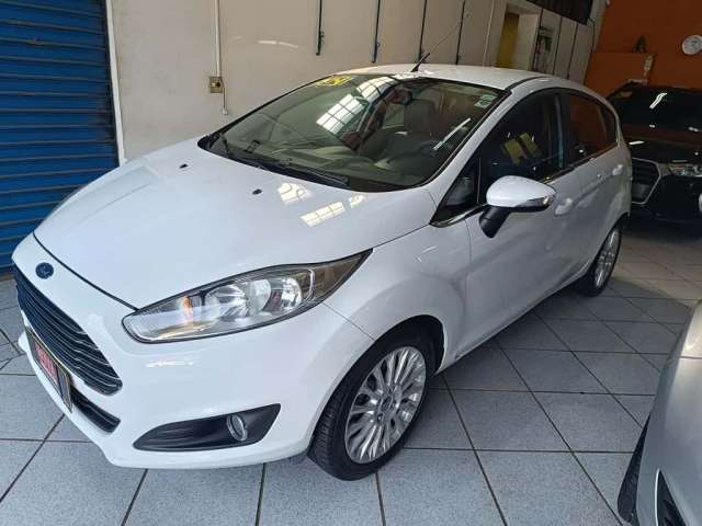 FORD Fiesta Hatch 1.6 16V 4P FLEX TITANIUM POWERSHIFT AUTOMÁTICO