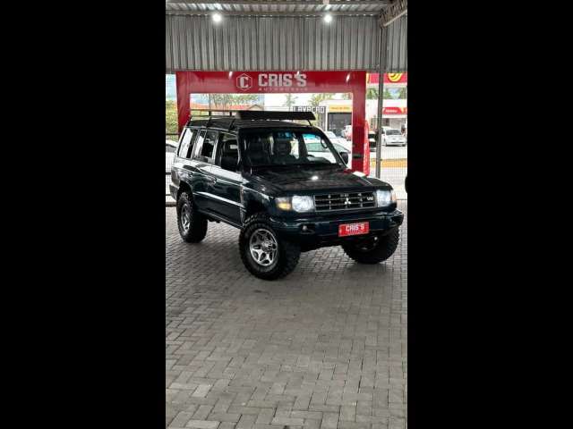 Mitsubishi Pajero GLS 3.0 V6 4p Mec.  - Verde - 1997/1998