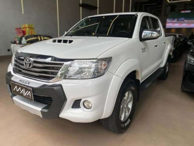 TOYOTA HILUX CD4X4 SRV 2014