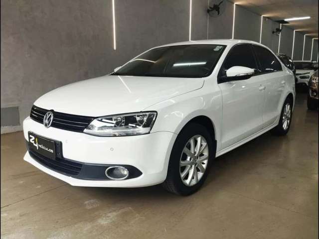 VOLKSWAGEN JETTA 2.0 2014