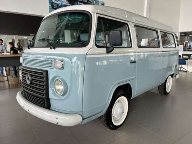 VOLKSWAGEN KOMBI