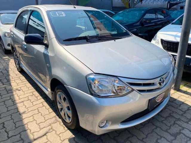 TOYOTA ETIOS HATCH 1.3 XS MANUAL 2013