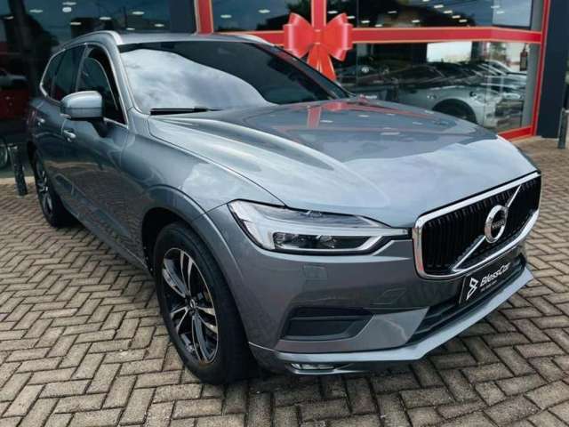 VOLVO XC60 D5 MOMENTUM 2019