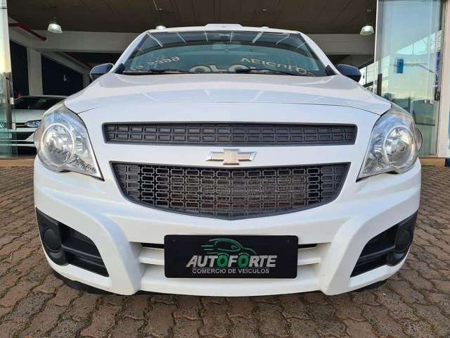 Chevrolet Montana 1.4 MPFI LS CS 8V FLEX 2P - Branca - 2016/2017