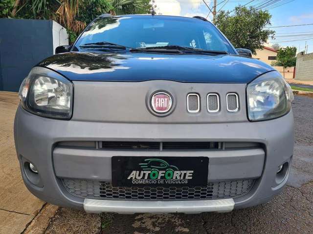 Fiat Uno WAY 1.0 - Preta - 2013/2014