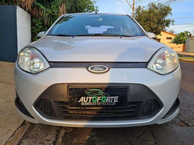 Ford Fiesta Sedan 1.6 - Prata - 2014/2014