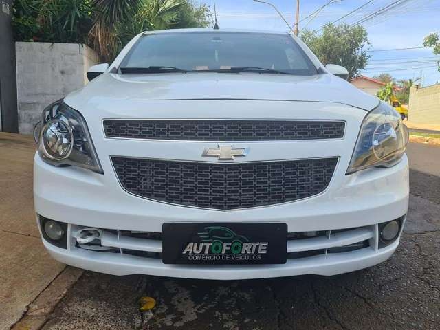 Chevrolet Agile 1.4  LTZ - Branca - 2012/2013