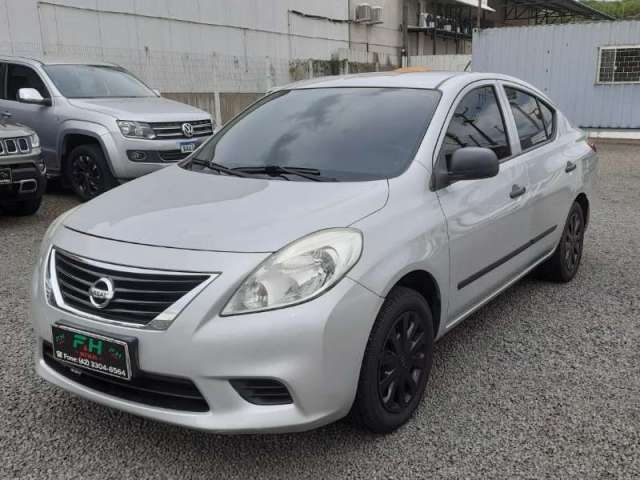 NISSAN VERSA