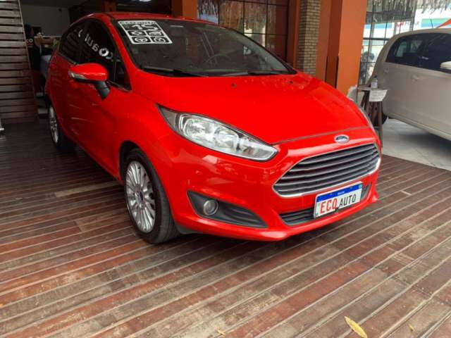 NEW FIESTA TITANIUM 1.6 AUTOMATICO FLEX 2015