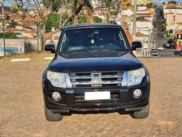 MITSUBISHI PAJERO FULL