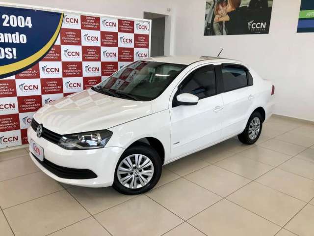 Volkswagen Voyage 1.0/1.0 City Mi Total Flex 8V 4p  - Branca - 2012/2013