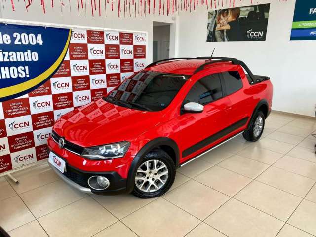 Volkswagen Saveiro CROSS 1.6 T.Flex 16V CD  - Vermelha - 2015/2016