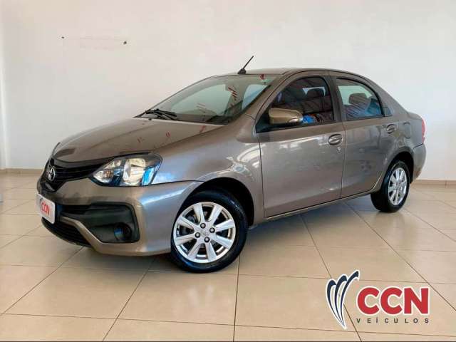 Toyota Etios X Plus Sedan 1.5 Flex 16V 4p Mec.  - Cinza - 2018/2019