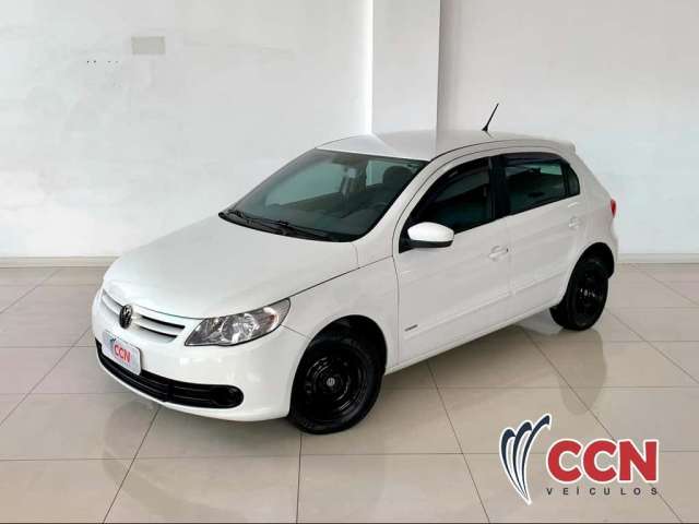 Volkswagen Gol (novo) 1.6 Mi Total Flex 8V 4p  - Branca - 2012/2013