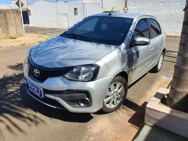 TOYOTA ETIOS HATCH X PLUS 15 AT 2020