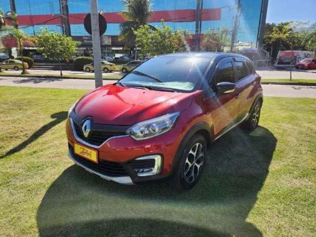 Renault Captur Intense 2.0 16V Flex 5p Aut. - Vermelha - 2017/2018