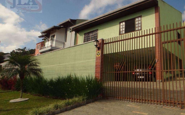 Casa Com Quartos Na Rua Manoel Aristides De Farias Barreirinha