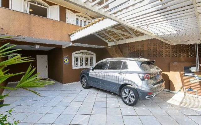 Casa Com 3 Quartos Na Rua Professora Ana De Oliveira Viana, 584, Fanny ...