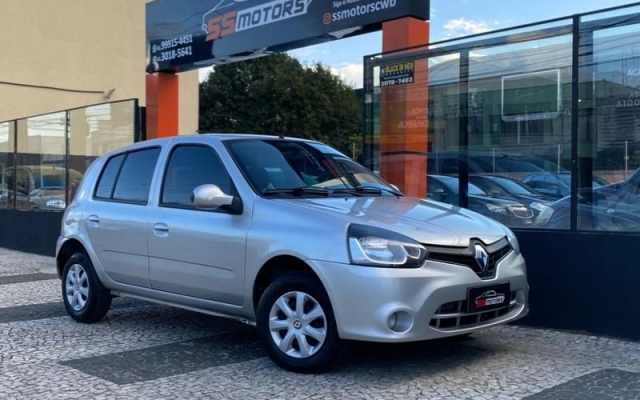 Renault Clio 2016 por R$ 33.900, Curitiba, PR - ID: 5696194