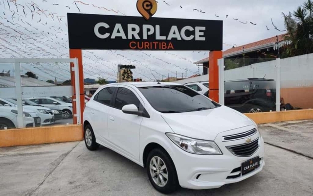 Chevrolet Onix 2016 por R$ 47.900, Curitiba, PR - ID: 5166802