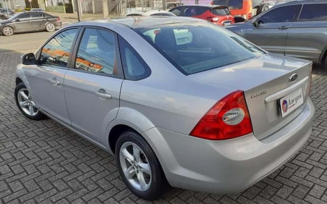 Ford Focus Por R Curitiba Pr Id Chaves Na M O