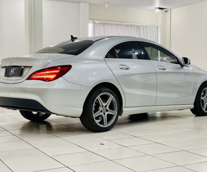 MERCEDES-BENZ CLA 180 1.6 CGI 7G-DCT 2018, São Paulo