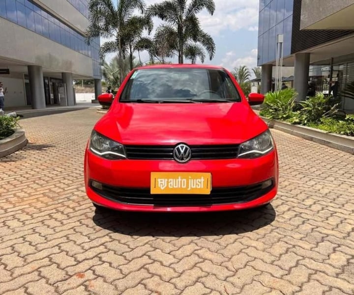 pick-ups VOLKSWAGEN flex 2013 Usados e Novos no DF