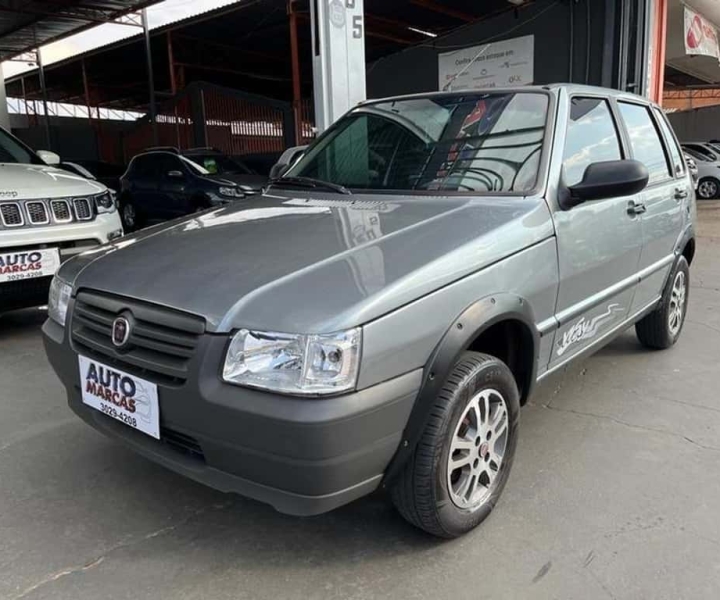 FIAT Uno Mille Economy Way 1.0 Fire 4p. Prata 2010 - Campo Grande