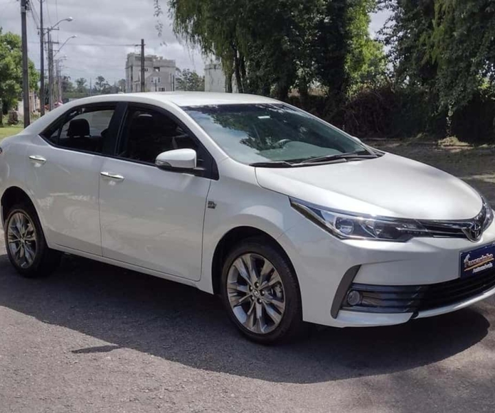 Toyota Corolla 2019 em Pinhais - Usados e Seminovos