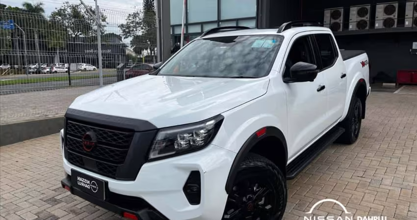 NISSAN FRONTIER 2.3 16V TURBO DIESEL PRO4X CD 4X4 AUTOMÁTICO
