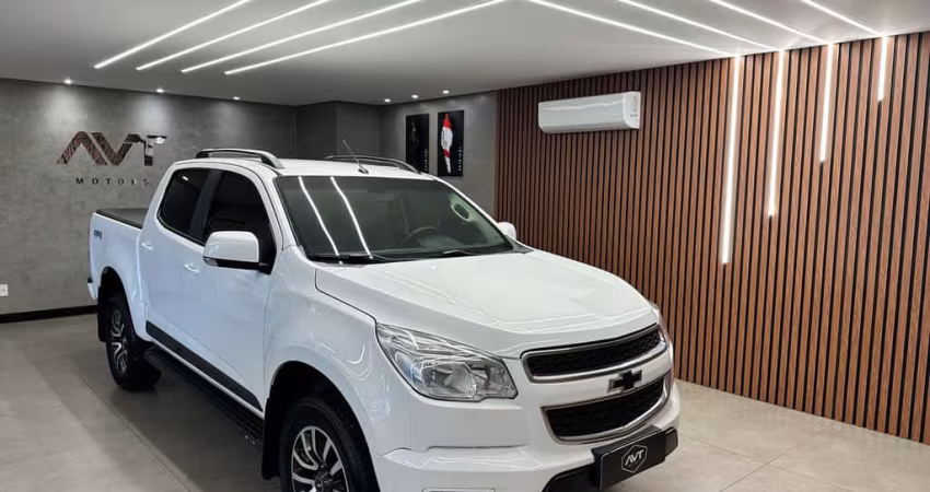 Chevrolet S-10 Pick-up LT 2.8 TDI 4x4 CD Diesel Aut  - Branca - 2015/2016