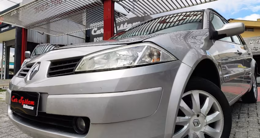 renault megane grand tour 1.6 placa a periciada