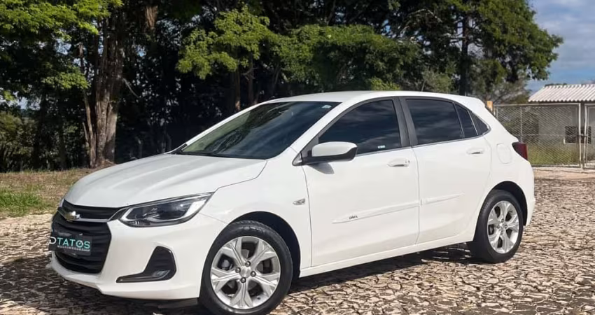 Chevrolet Onix HATCH PREM. 1.0 12V TB Flex 5p Aut.  - Branca - 2021/2022