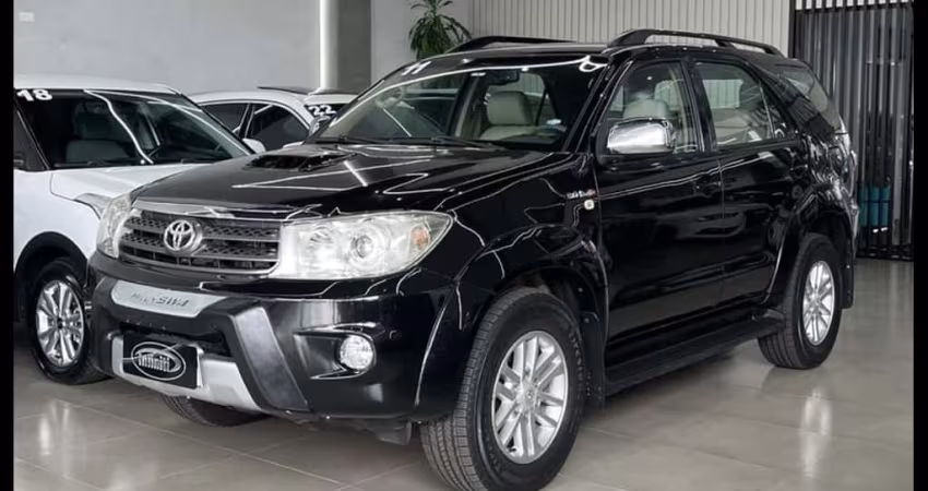 TOYOTA HILUXSW4 SRV4X4 2011