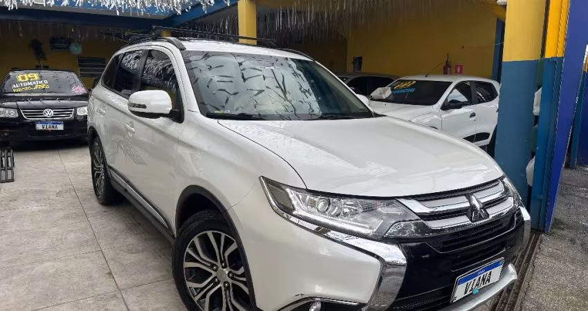 TETO SOLAR// MITSUBISHI OUTLANDER 2.0 2015/2016 – SOFISTICAÇÃO, CONFORTO E DESEMPENHO! 