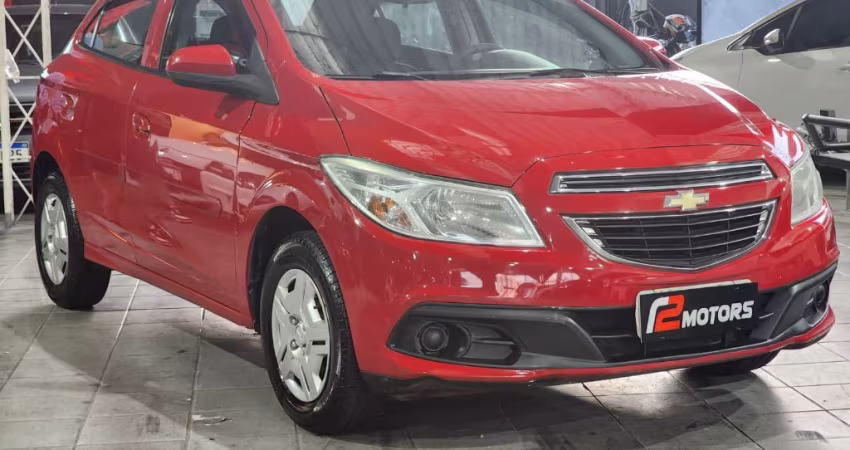 ONIX LT 1.0 2013 IMPECÁVEL
