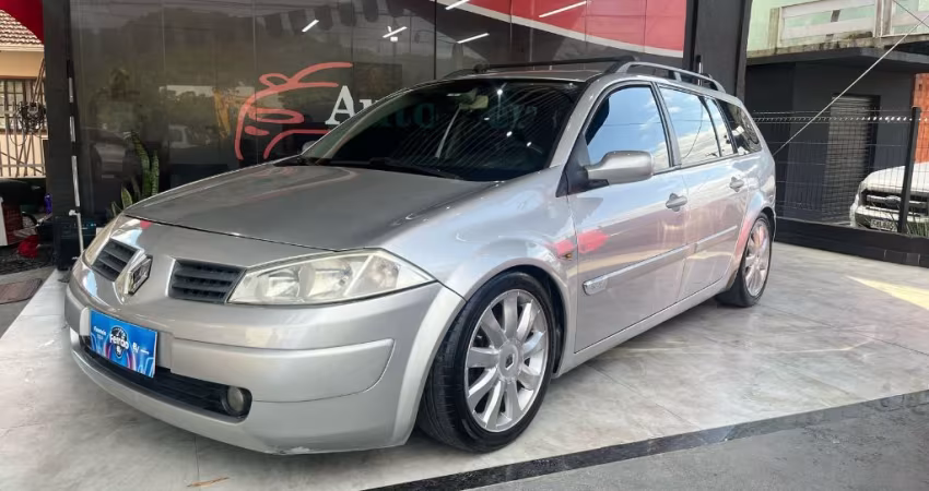MEGANE DYNAMIQUE 1.6                            ANO 2013