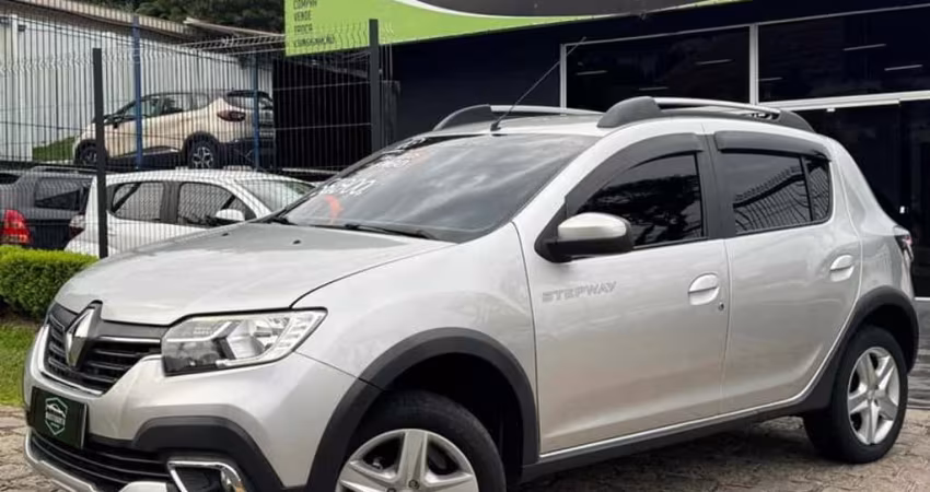 RENAULT SANDERO SZE16MT 2020