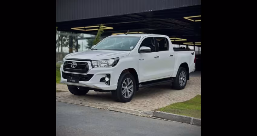 TOYOTA HILUX CD SRV 4x4 2.8 TDI Diesel Aut.