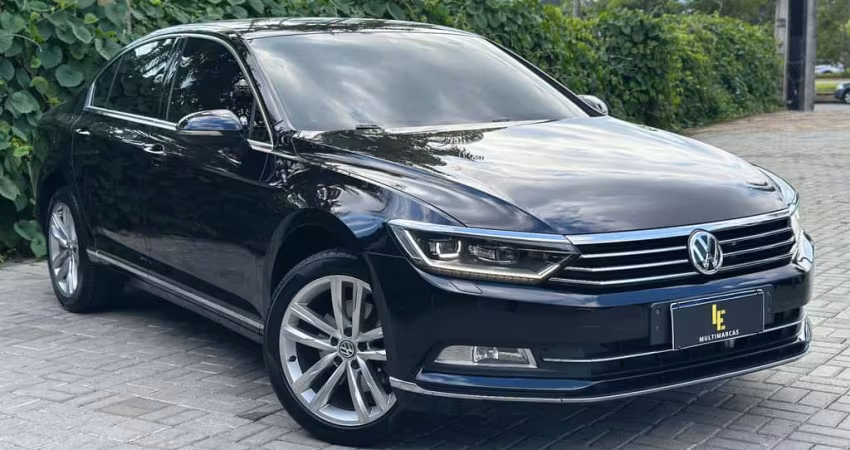 Volkswagen Passat Highline 2.0 TSI 220cv Tip.  - Preta - 2016/2017