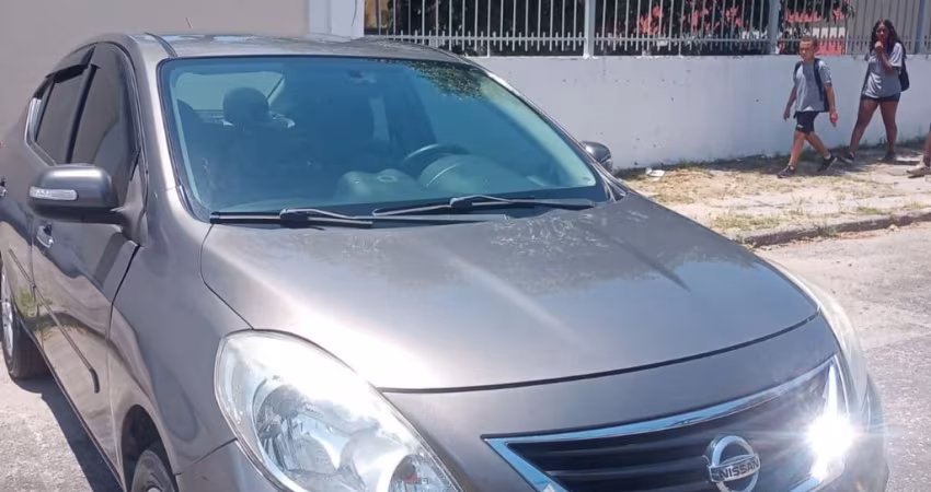 VERSA 2014 SL 1.6 FLEX/GNV - COMPLETO