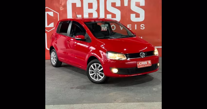 Volkswagen Fox 1.6 Mi Total Flex 8V 5p  - Vermelha - 2014/2014