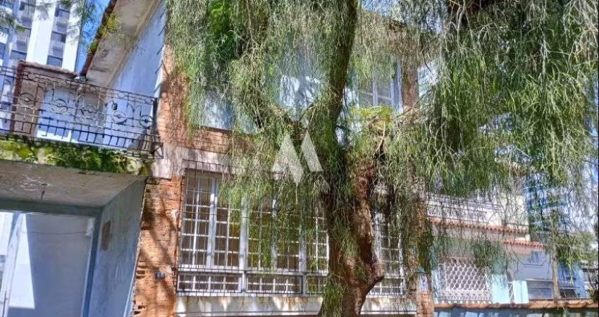 Casa para locação residencial ou comercial em Santos