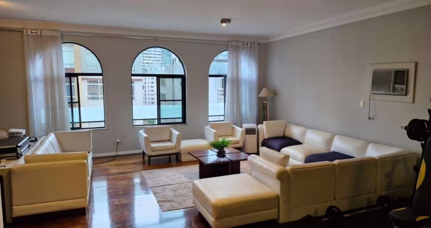Apartamento  á venda com  334 m²  4 dormitórios, 2 suítes , 3 vagas - Boqueirão