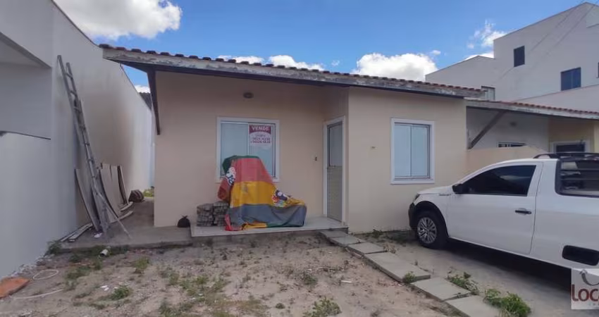 Casa de Condominio em Papagaio  -  Feira de Santana
