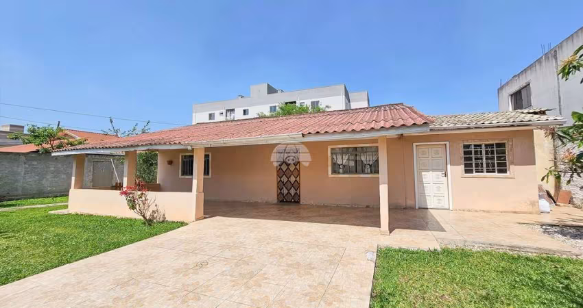 Casa com 3 quartos à venda na Rua Dolovico Pissaia, 1265, Afonso Pena, São José dos Pinhais