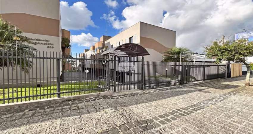 Apartamento com 3 quartos para alugar na Rua Tomazina, 239, Ahú, Curitiba