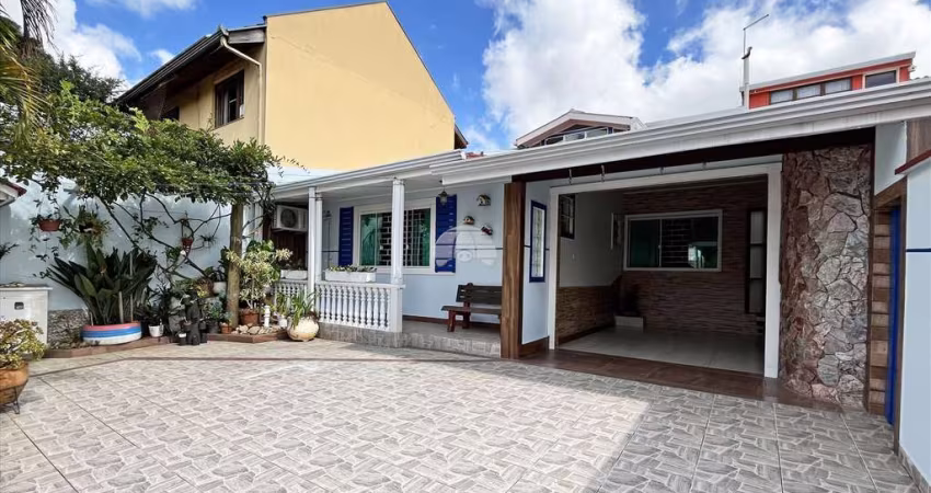 Casa com 4 quartos para alugar na Rua Câmara Júnior, 1438, Jardim das Américas, Curitiba