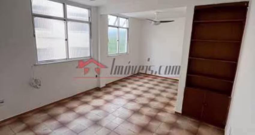 Apartamento com 2 quartos à venda na Rua Maranga, 123, Praça Seca, Rio de Janeiro
